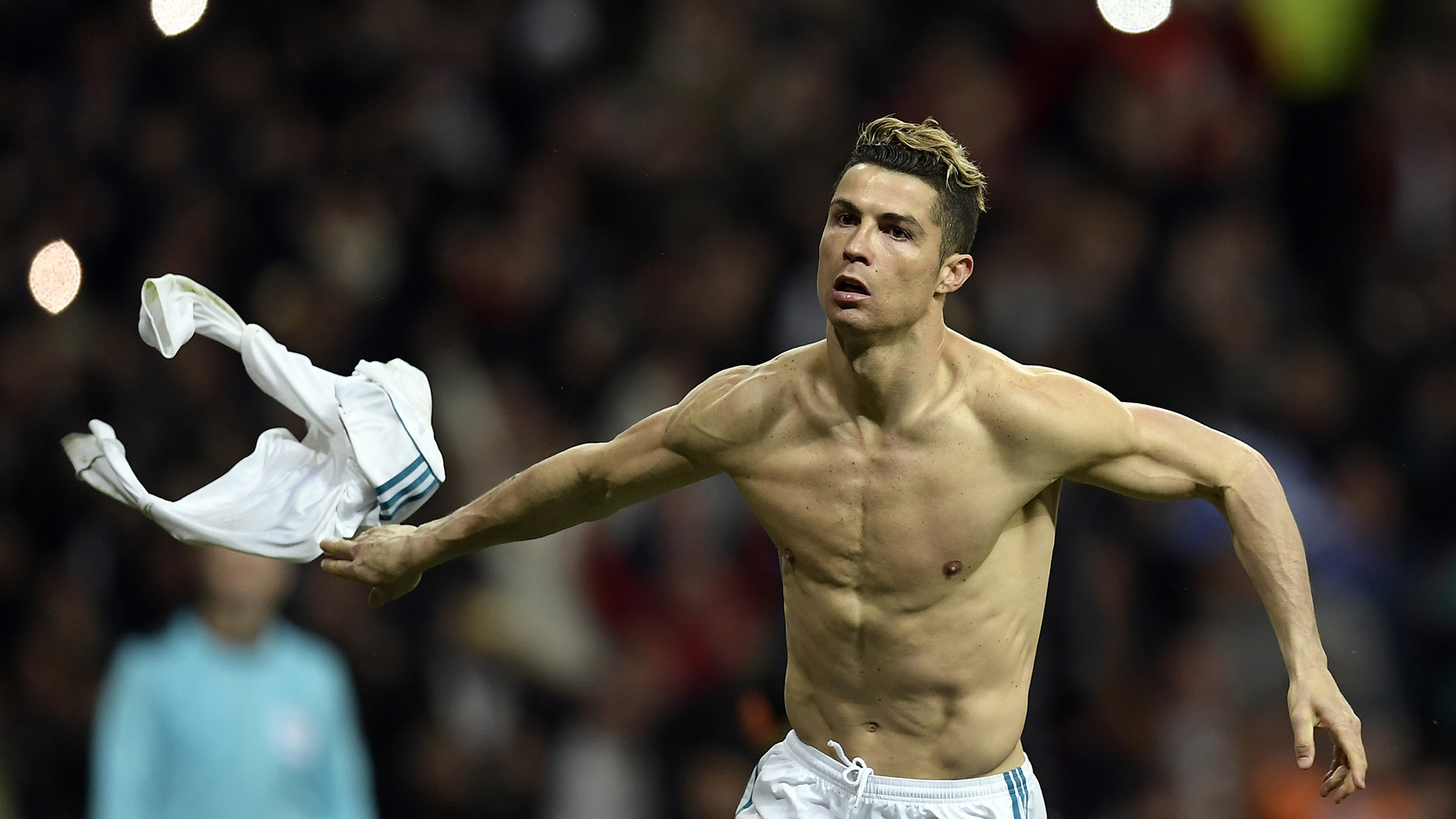 Cristiano Ronaldo fisico - Neomag.