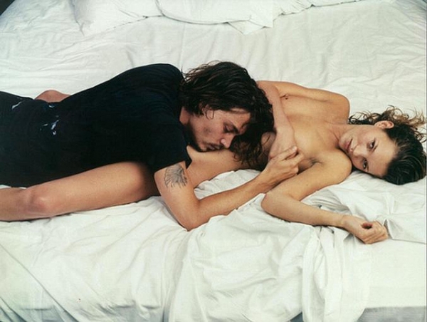 Johnny Depp e Kate Moss - neomag.