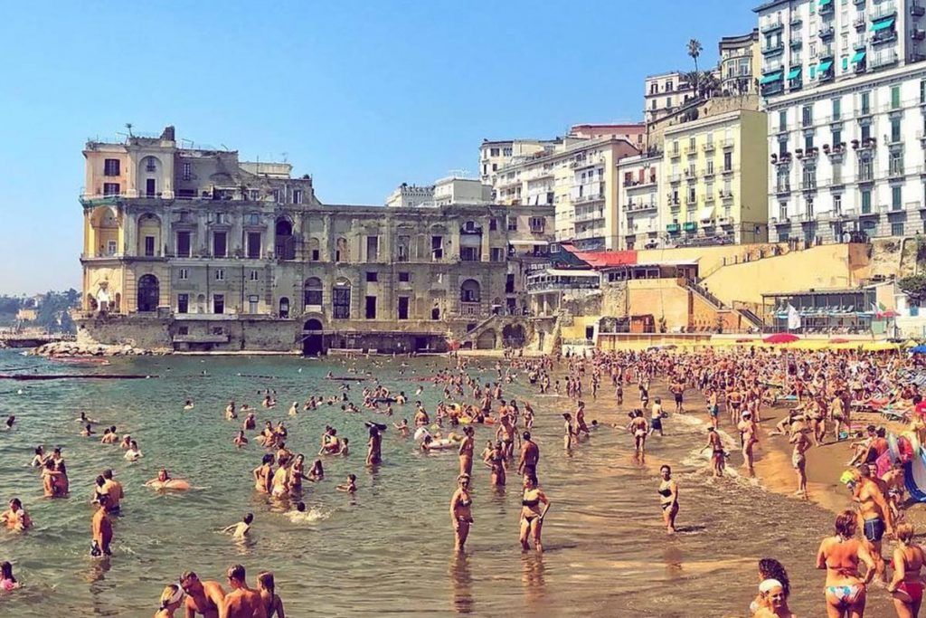 Spiagge libere di Napoli - neomag.