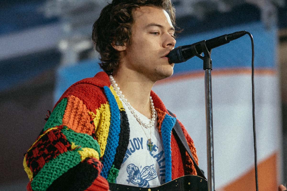 Il Cardigan di Harry Styles che in poche Settimane è Virale su TikTok 