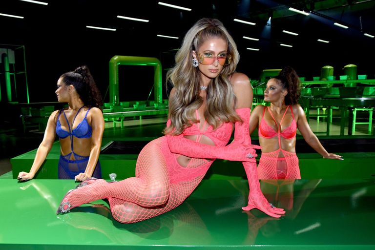 Paris Hilton Savage x Fenty Show 2020 - Neomag.