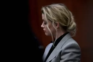 Amber Heard al processo - neomag.