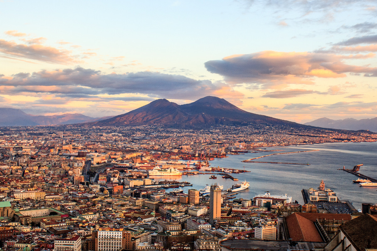 La città di Napoli è tra le città più cercate e cliccate del 2023